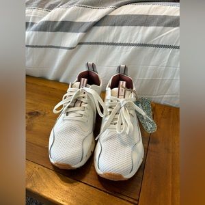 Women’s Reebok Zig Dynamica sneaker